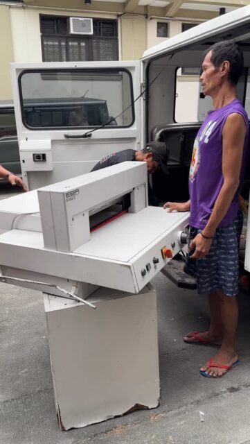 every crafter gets this… the joy of a perfect cut ✂️🙌🏼

#stationery #handmadeph